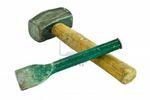 13372006-a-well-used-hammer-and-chisel-isolated-on-a-white-background.jpg
