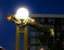 450px-Planking_on_street_lights.jpg